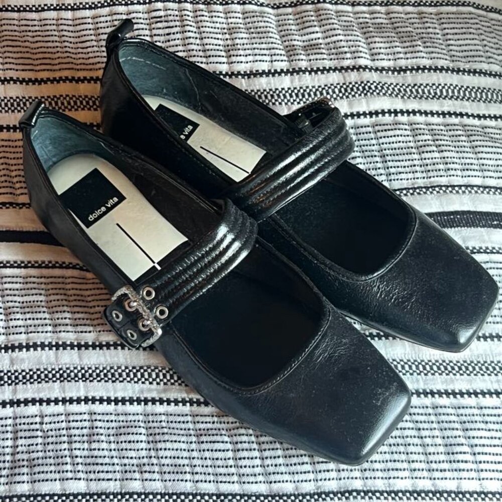 Dolce Vita Aurora Ballet Flats in Black Size 9